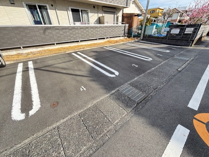 3/4 駐車場