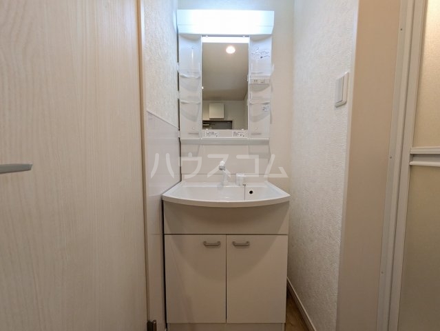 18/30 洗面