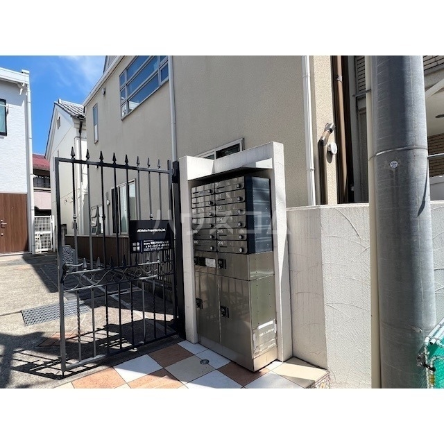 2/11 エントランス