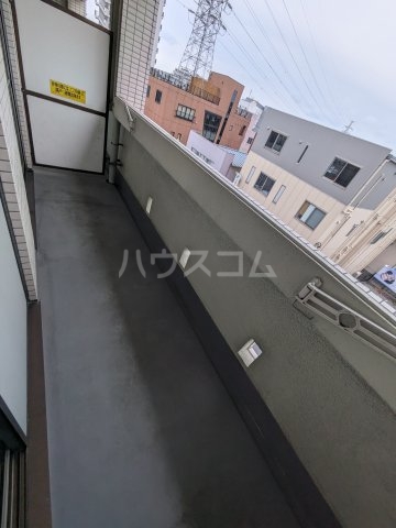 19/30 バルコニー