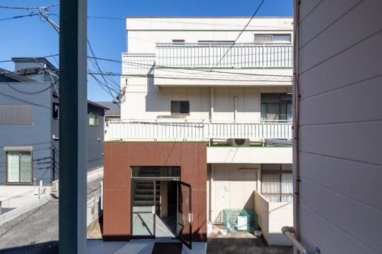 2/5 エントランス