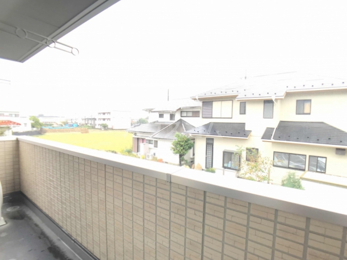 13/23 バルコニー