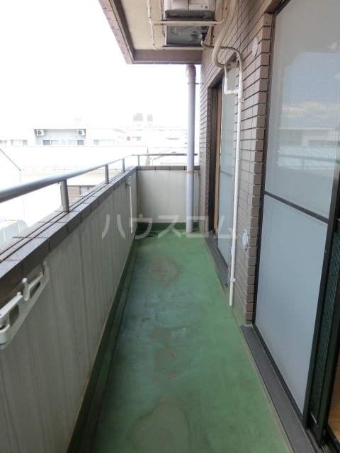 17/26 バルコニー