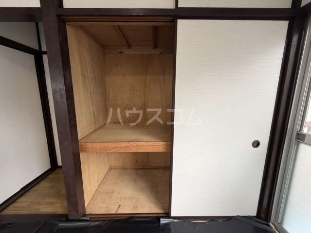 13/30 収納