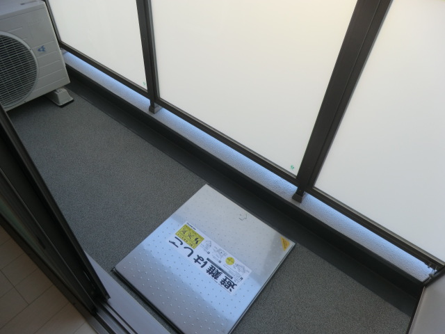 13/30 バルコニー