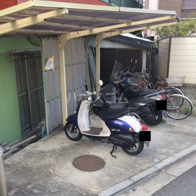 13/21 エントランス