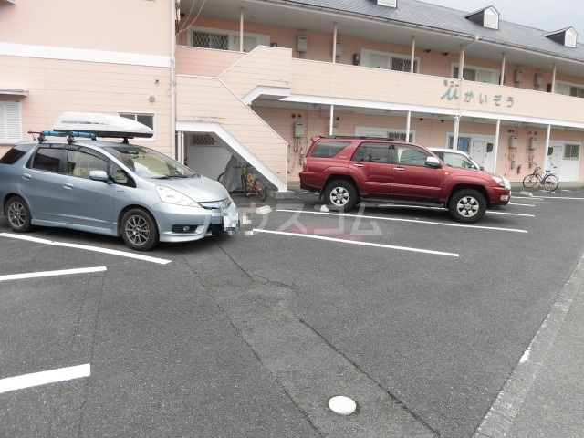 14/23 駐車場