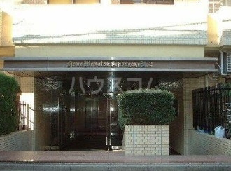 14/18 エントランス