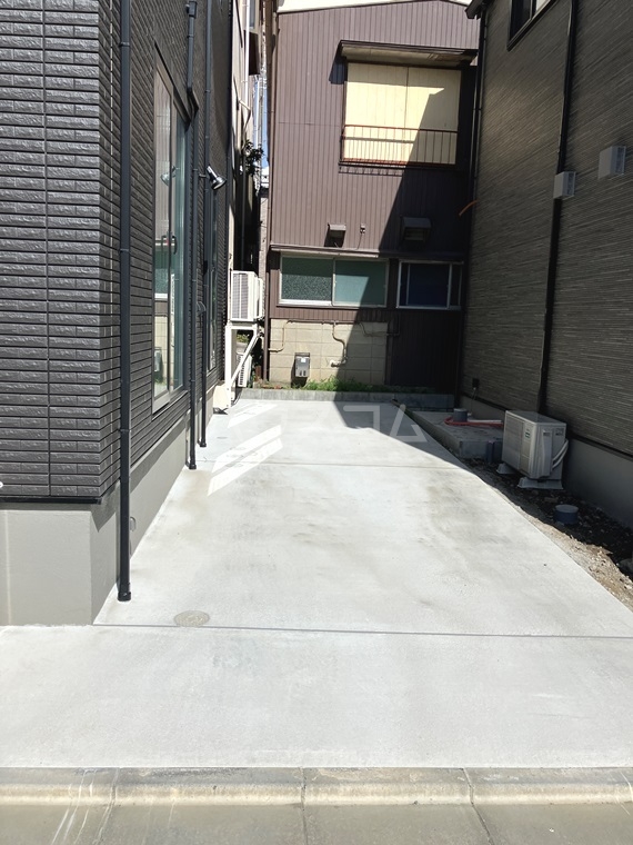 14/24 駐車場