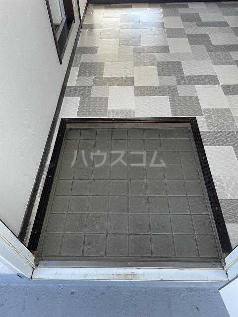 5/8 玄関
