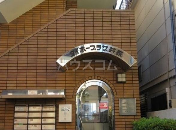 22/30 エントランス
