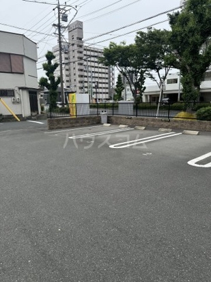 22/30 駐車場
