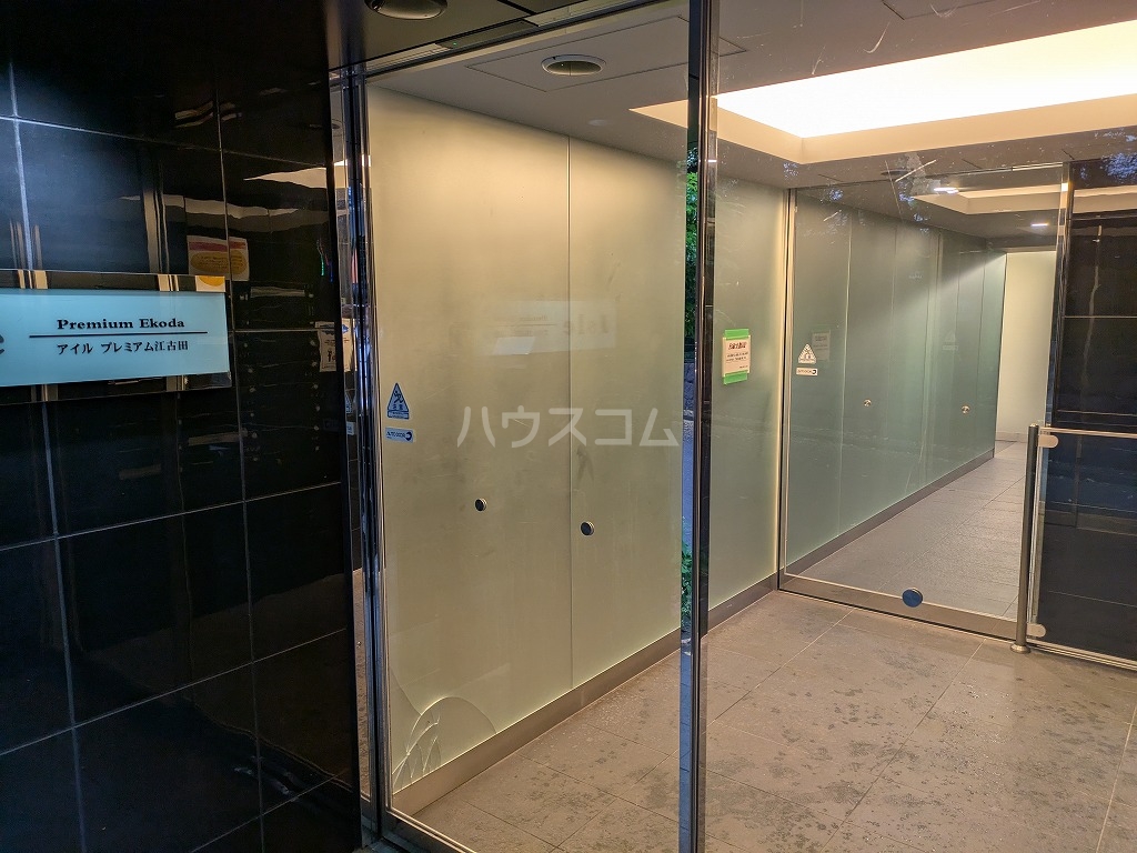 13/21 エントランス