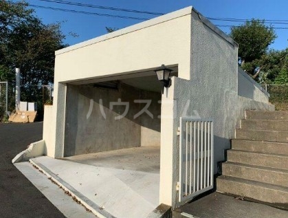 14/18 エントランス