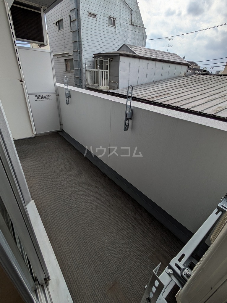 20/30 バルコニー