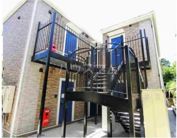 13/21 エントランス