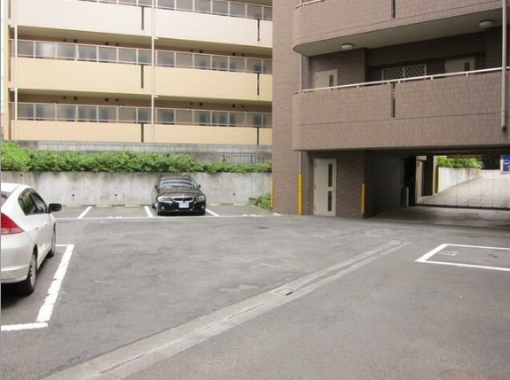17/19 駐車場