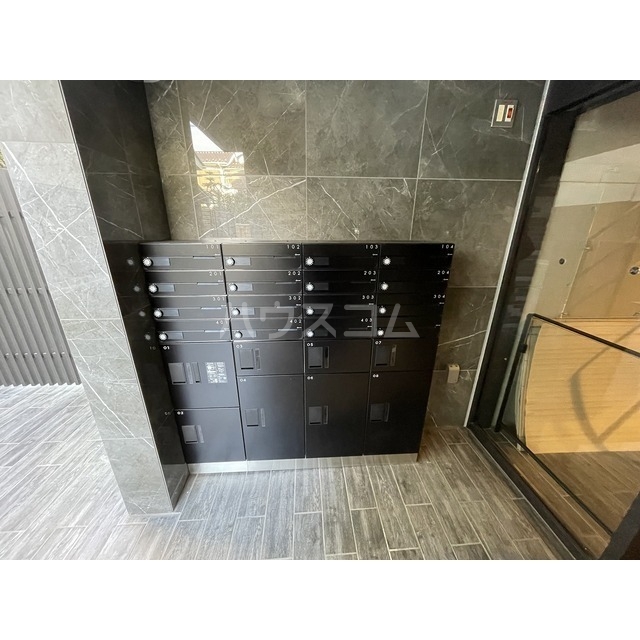 4/8 エントランス