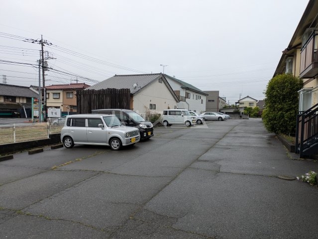 15/17 駐車場