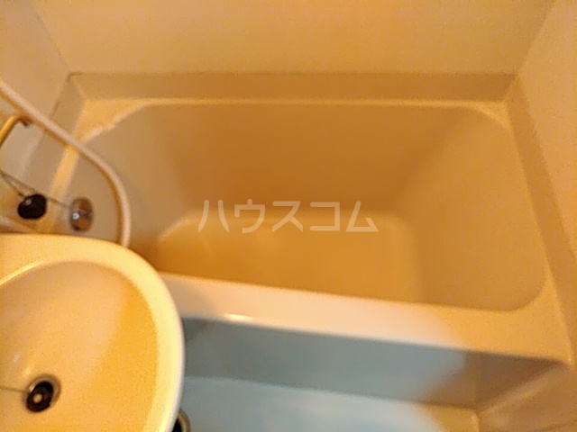 13/30 浴室