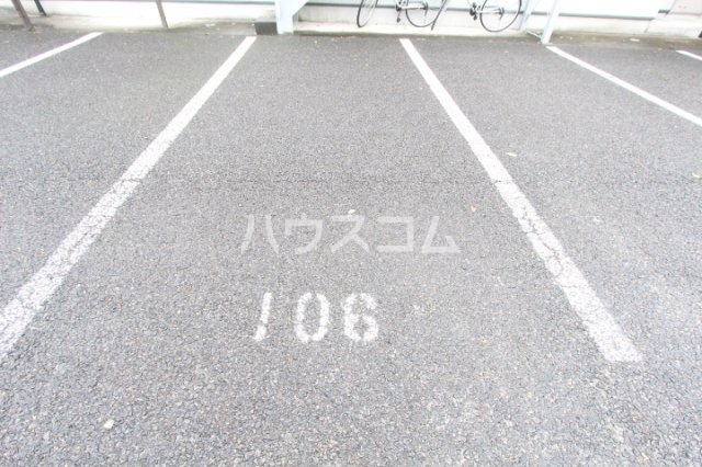 19/25 駐車場