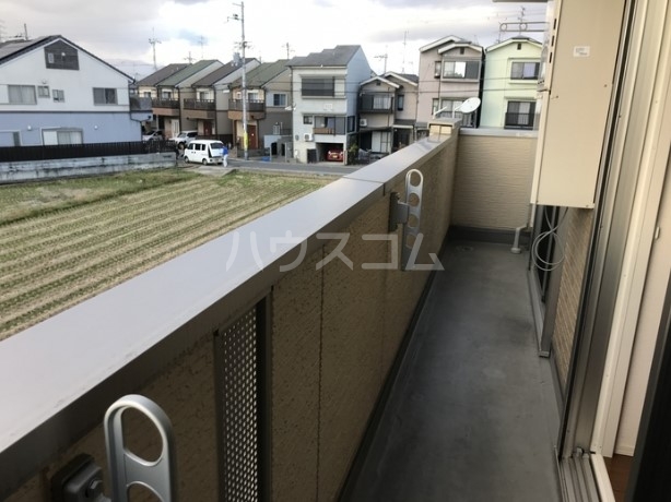 13/20 バルコニー