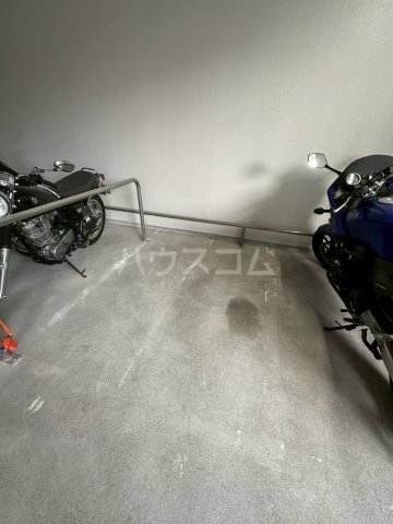 21/30 駐車場