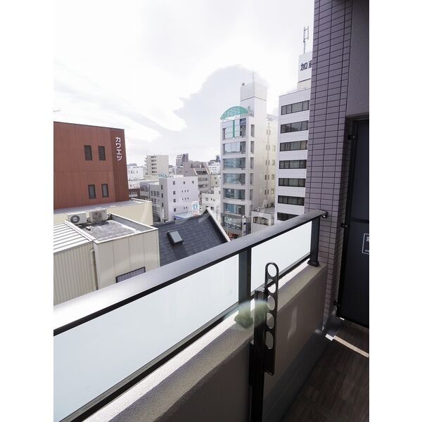 13/23 バルコニー