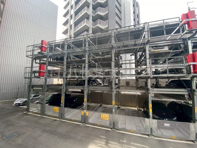 21/30 駐車場