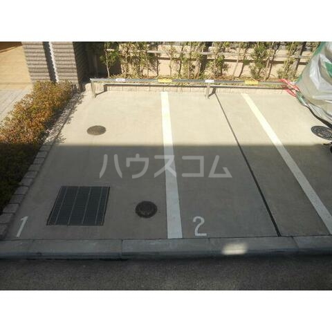 16/17 駐車場