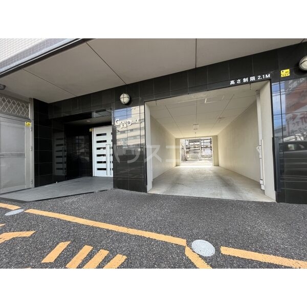 17/22 エントランス