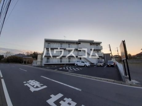 15/25 駐車場