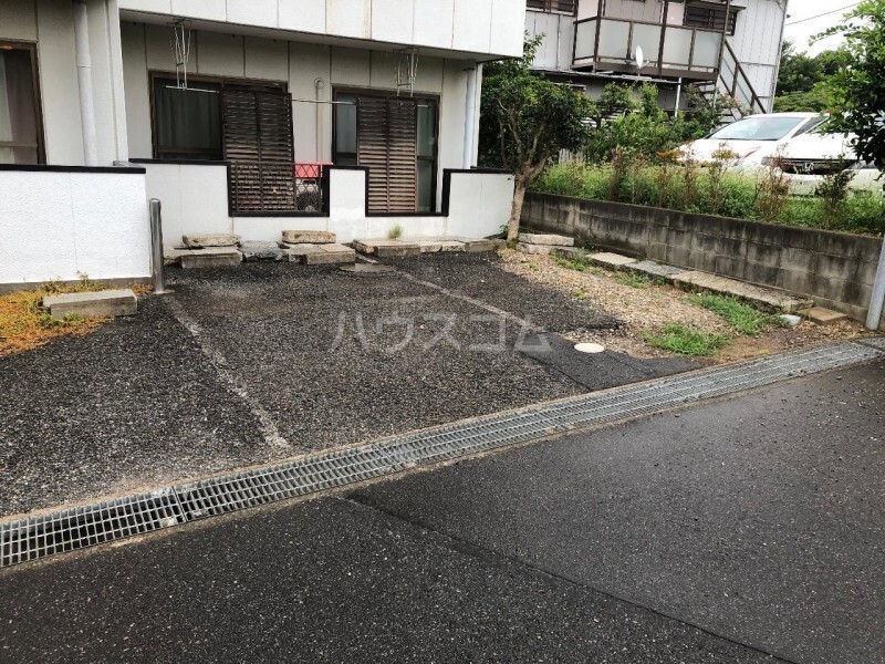 2/11 駐車場