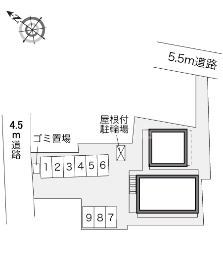 13/13 駐車場