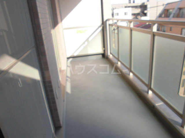 20/30 バルコニー