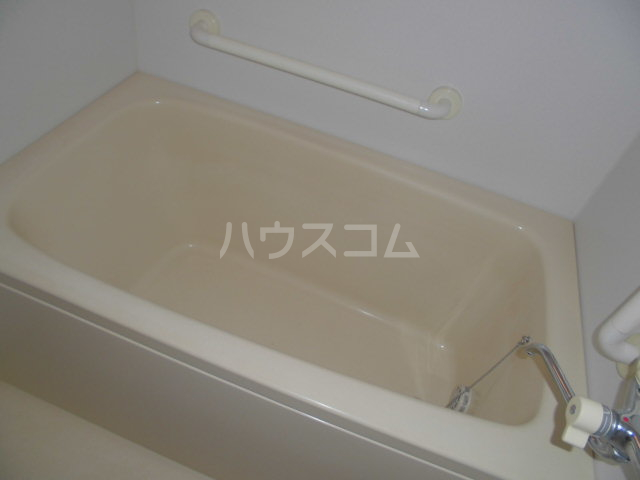 17/30 浴室