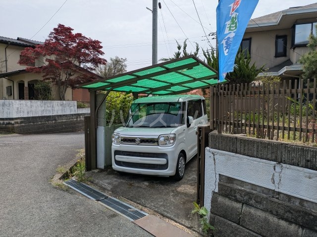 28/30 駐車場