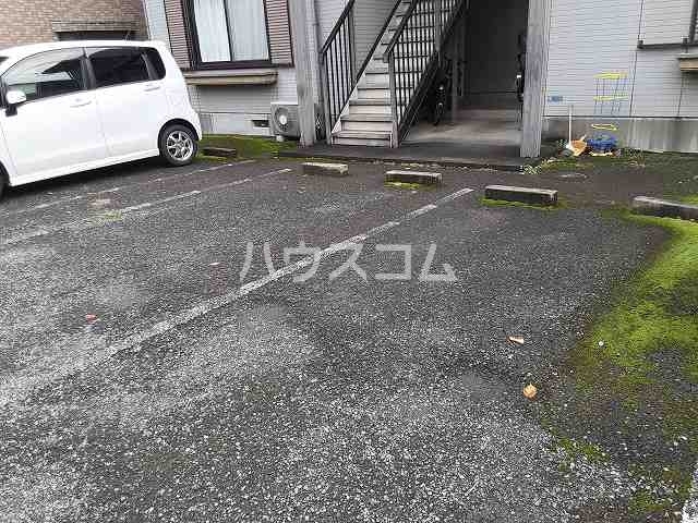 5/8 駐車場