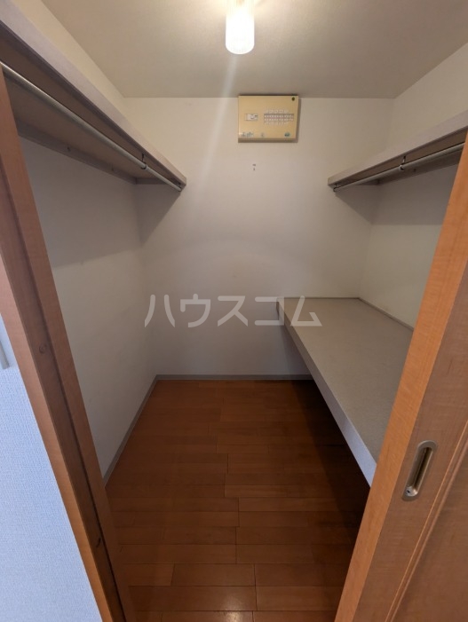 16/30 収納
