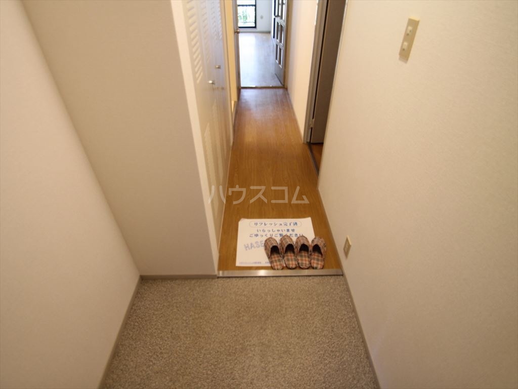 13/30 玄関