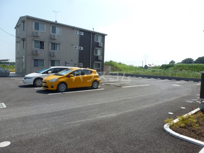 19/27 駐車場