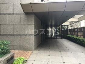 14/22 エントランス
