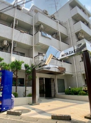 14/22 エントランス