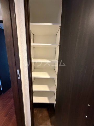 13/30 収納
