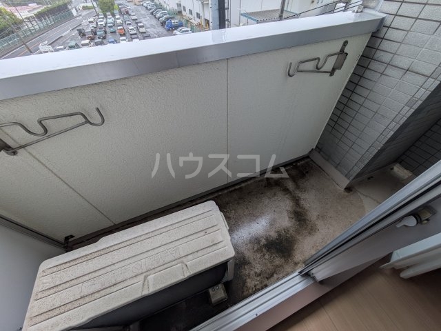 16/23 バルコニー