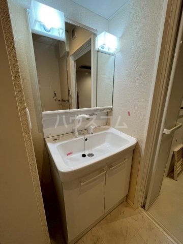 16/30 洗面