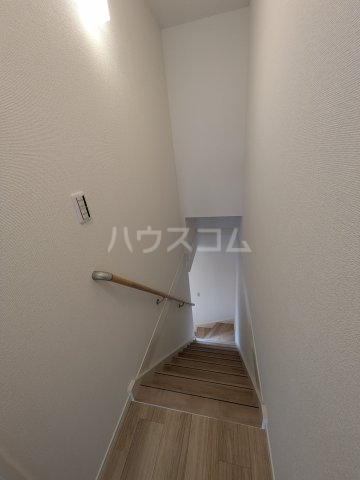 27/30 エントランス