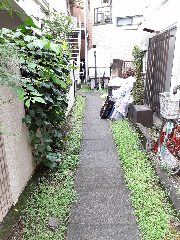 25/28 エントランス