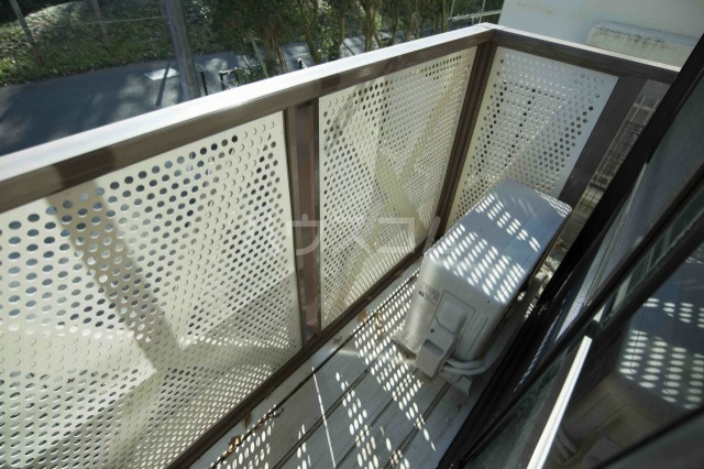 23/30 バルコニー