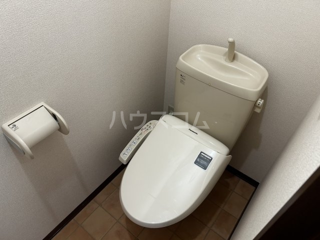 13/30 トイレ